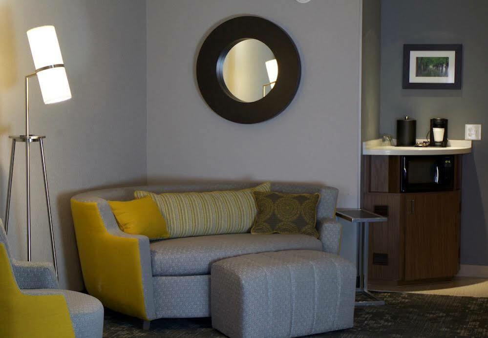 Courtyard By Marriott Asheville Airport Fletcher Exterior foto